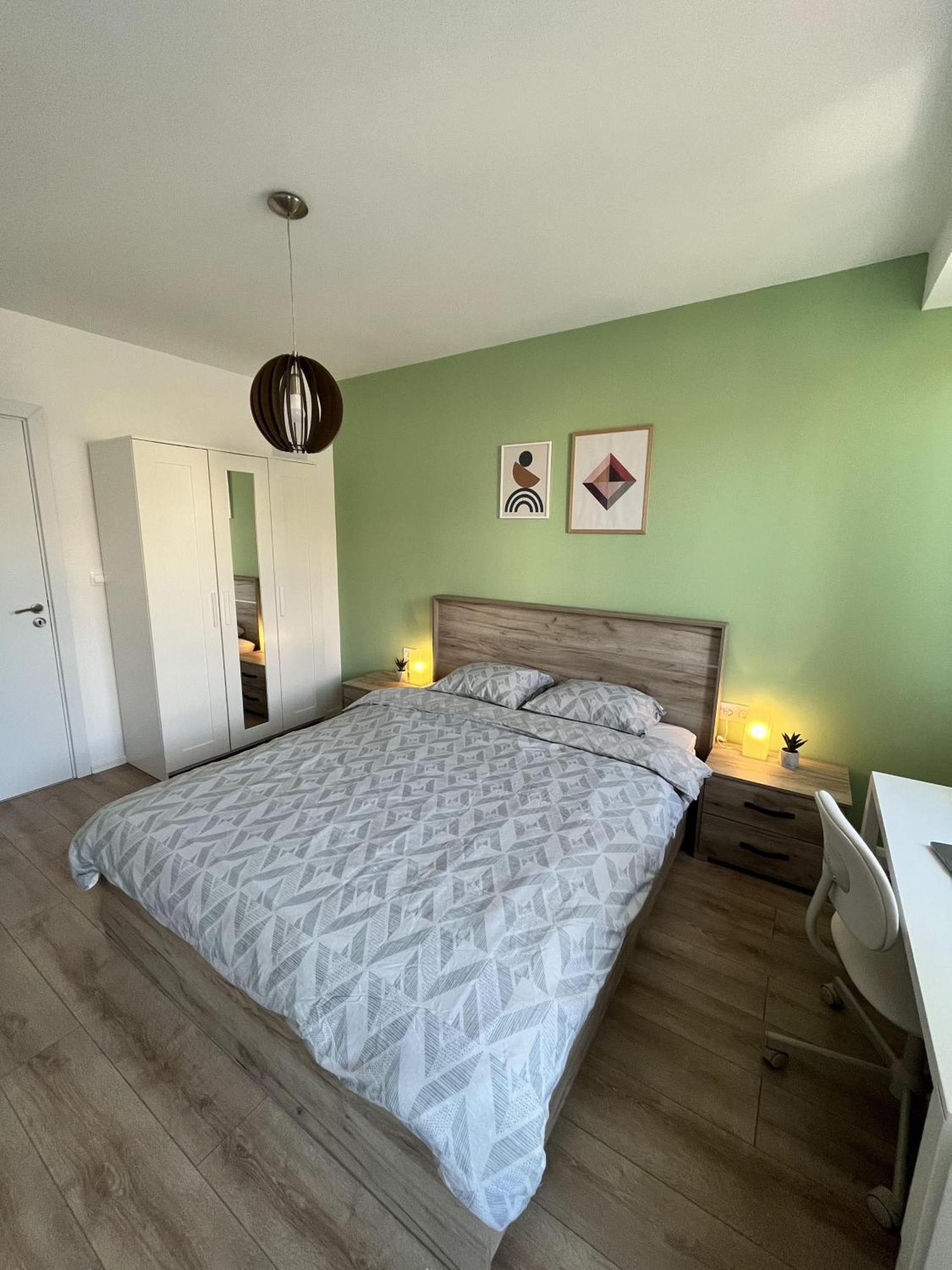 Central Cosy, Fully Renovated 2Bd Near The Cathedral Varna Ngoại thất bức ảnh