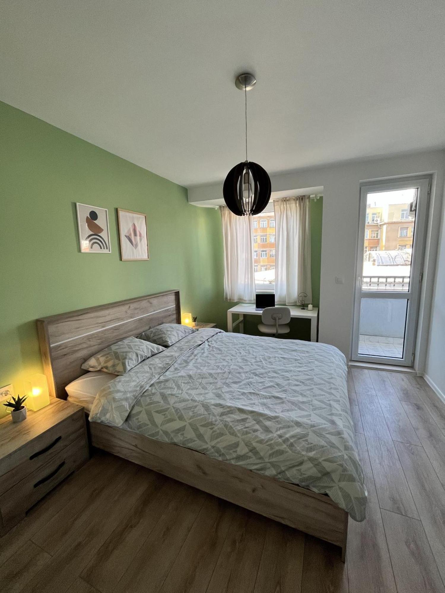 Central Cosy, Fully Renovated 2Bd Near The Cathedral Varna Ngoại thất bức ảnh