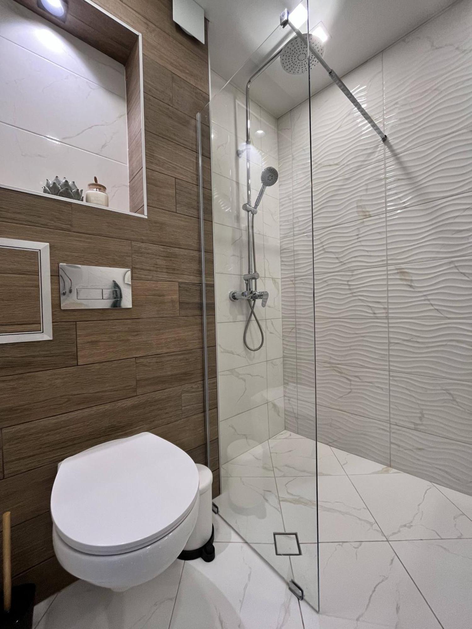 Central Cosy, Fully Renovated 2Bd Near The Cathedral Varna Ngoại thất bức ảnh